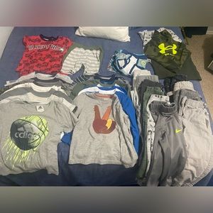 ***Boys 4T LOT***